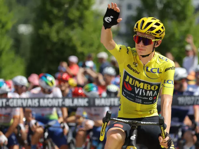 Why do cycling road race leaders wear a yellow jersey?